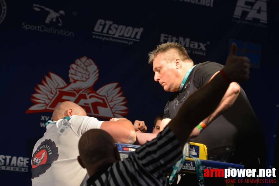 XV MISTRZOSTWA POLSKI - PRAWA RĘKA # Siłowanie na ręce # Armwrestling # Armpower.net