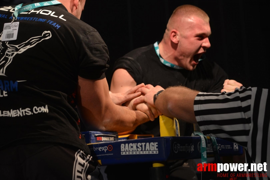 XV MISTRZOSTWA POLSKI - PRAWA RĘKA # Siłowanie na ręce # Armwrestling # Armpower.net