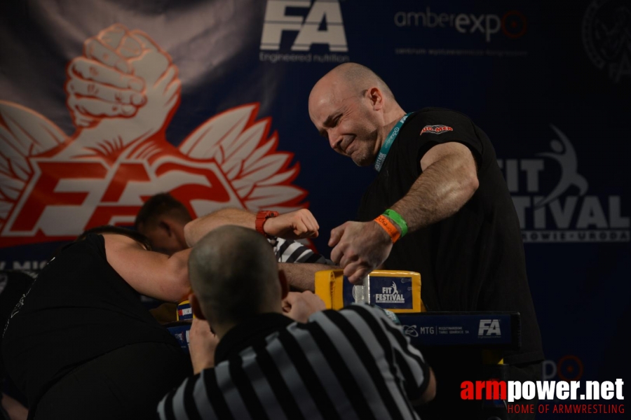 XV MISTRZOSTWA POLSKI - PRAWA RĘKA # Siłowanie na ręce # Armwrestling # Armpower.net