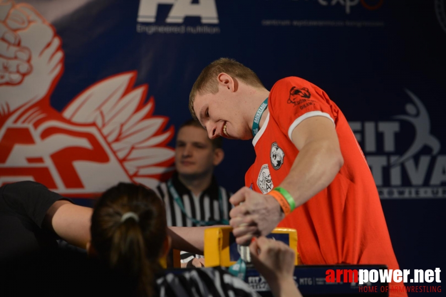 XV MISTRZOSTWA POLSKI - PRAWA RĘKA # Siłowanie na ręce # Armwrestling # Armpower.net