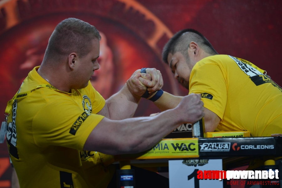 Zloty Tur 2015 - Left Hand # Siłowanie na ręce # Armwrestling # Armpower.net