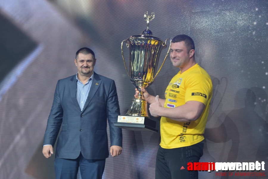 Zloty Tur 2015 - Left Hand # Armwrestling # Armpower.net