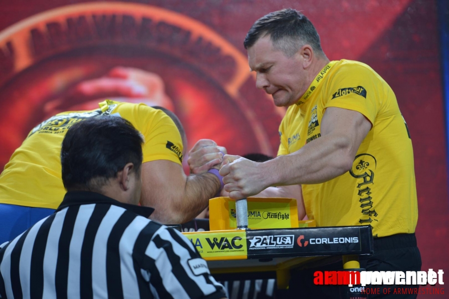 Zloty Tur 2015 - Right Hand # Siłowanie na ręce # Armwrestling # Armpower.net