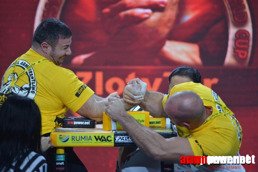 Zloty Tur 2015 - Right Hand # Armwrestling # Armpower.net