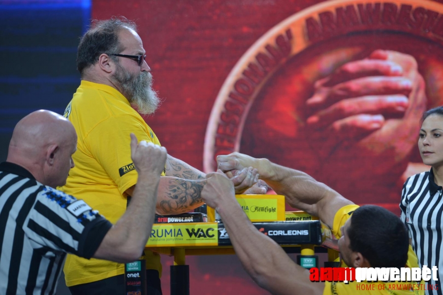 Zloty Tur 2015 - Right Hand # Siłowanie na ręce # Armwrestling # Armpower.net