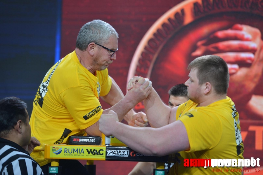 Zloty Tur 2015 - Right Hand # Armwrestling # Armpower.net