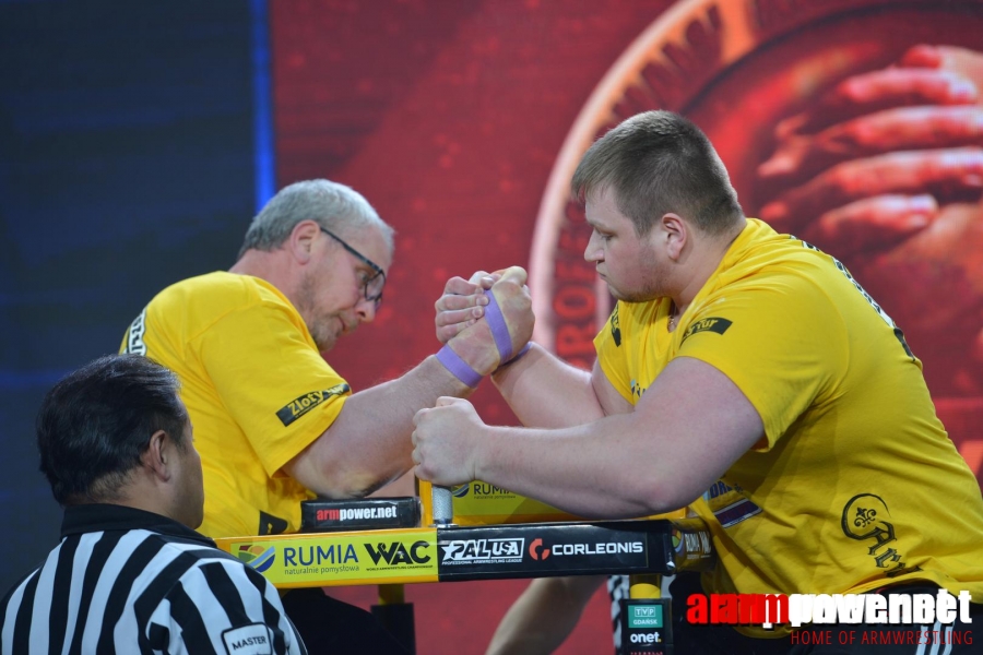 Zloty Tur 2015 - Right Hand # Siłowanie na ręce # Armwrestling # Armpower.net