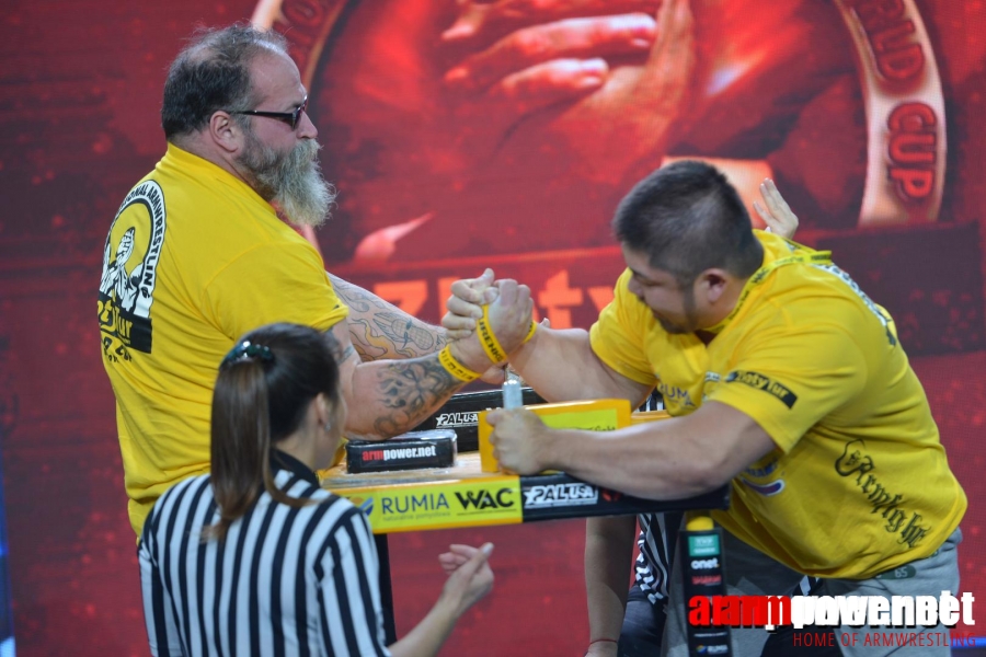 Zloty Tur 2015 - Right Hand # Siłowanie na ręce # Armwrestling # Armpower.net