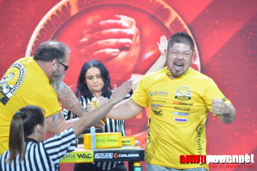 Zloty Tur 2015 - Right Hand # Siłowanie na ręce # Armwrestling # Armpower.net