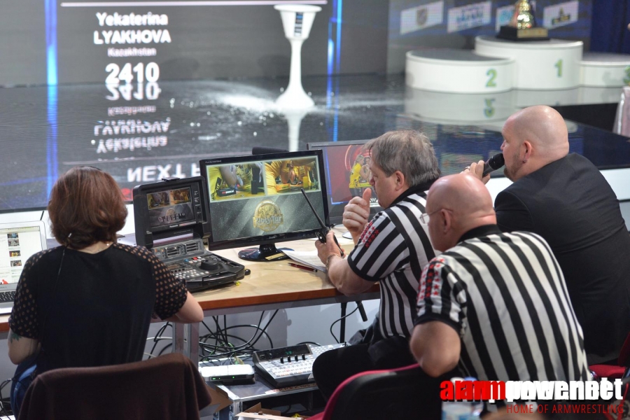 Zloty Tur 2015 - Right Hand # Siłowanie na ręce # Armwrestling # Armpower.net