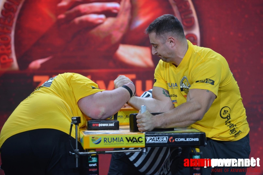 Zloty Tur 2015 - Right Hand # Siłowanie na ręce # Armwrestling # Armpower.net