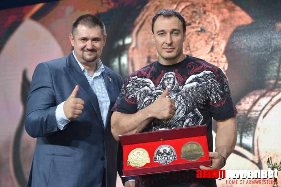 Zloty Tur 2015 - Right Hand # Siłowanie na ręce # Armwrestling # Armpower.net