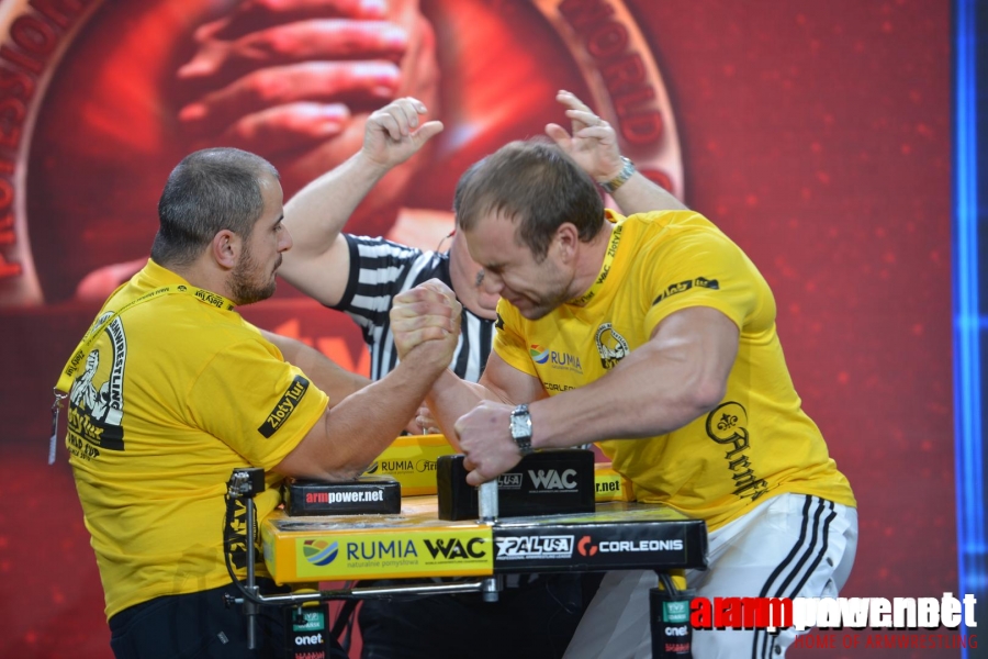 Zloty Tur 2015 - Right Hand # Siłowanie na ręce # Armwrestling # Armpower.net