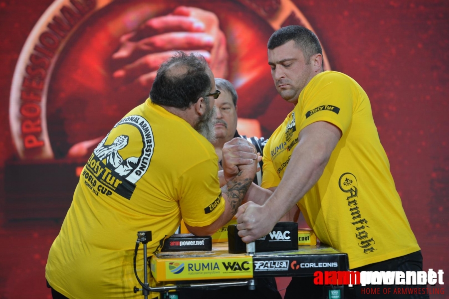 Zloty Tur 2015 - Right Hand # Siłowanie na ręce # Armwrestling # Armpower.net