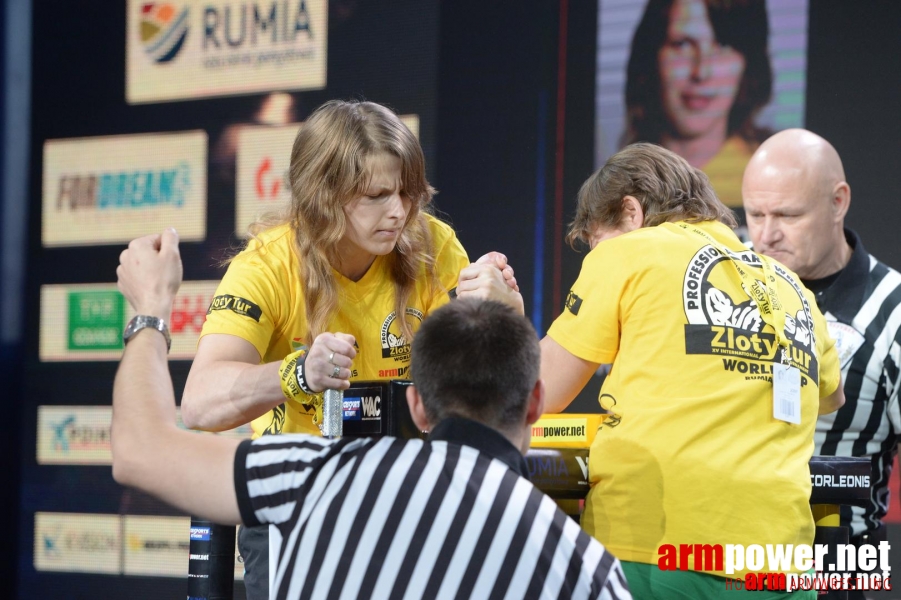 Zloty Tur 2015 by Mark Kazus - Left Hand # Armwrestling # Armpower.net