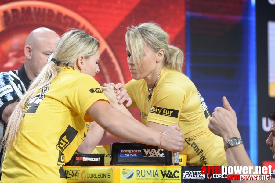 Zloty Tur 2015 by Mark Kazus - Left Hand # Armwrestling # Armpower.net