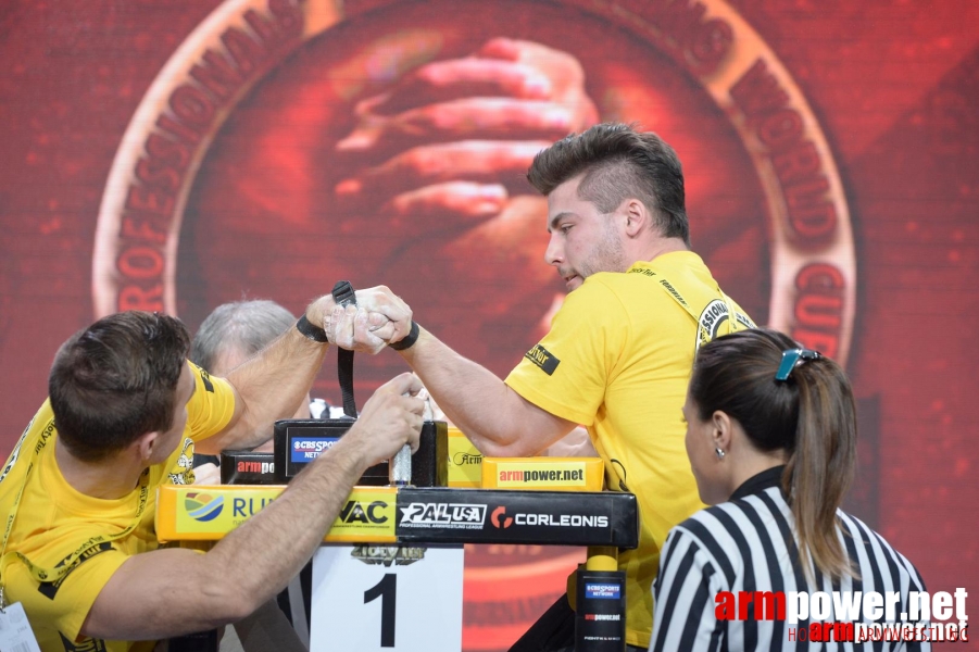 Zloty Tur 2015 by Mark Kazus - Left Hand # Armwrestling # Armpower.net