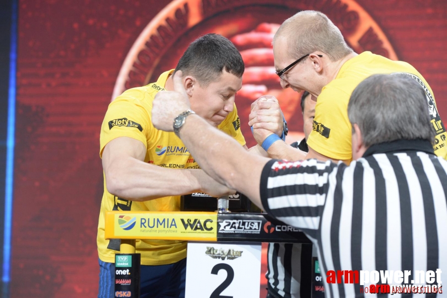 Zloty Tur 2015 by Mark Kazus - Left Hand # Siłowanie na ręce # Armwrestling # Armpower.net