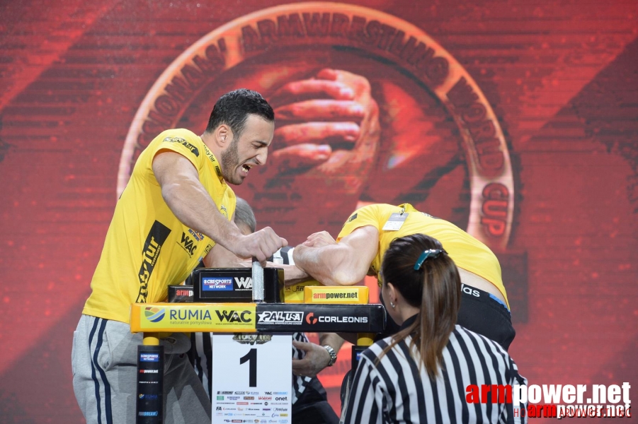 Zloty Tur 2015 by Mark Kazus - Left Hand # Siłowanie na ręce # Armwrestling # Armpower.net