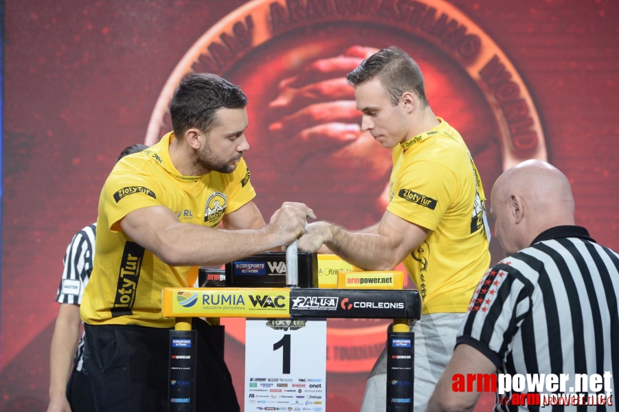 Zloty Tur 2015 by Mark Kazus - Left Hand # Armwrestling # Armpower.net