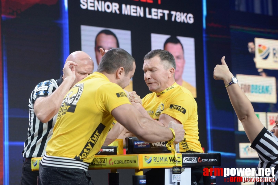 Zloty Tur 2015 by Mark Kazus - Left Hand # Siłowanie na ręce # Armwrestling # Armpower.net