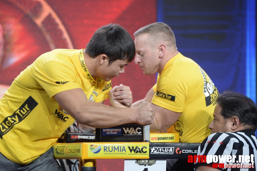 Zloty Tur 2015 by Mark Kazus - Left Hand # Armwrestling # Armpower.net