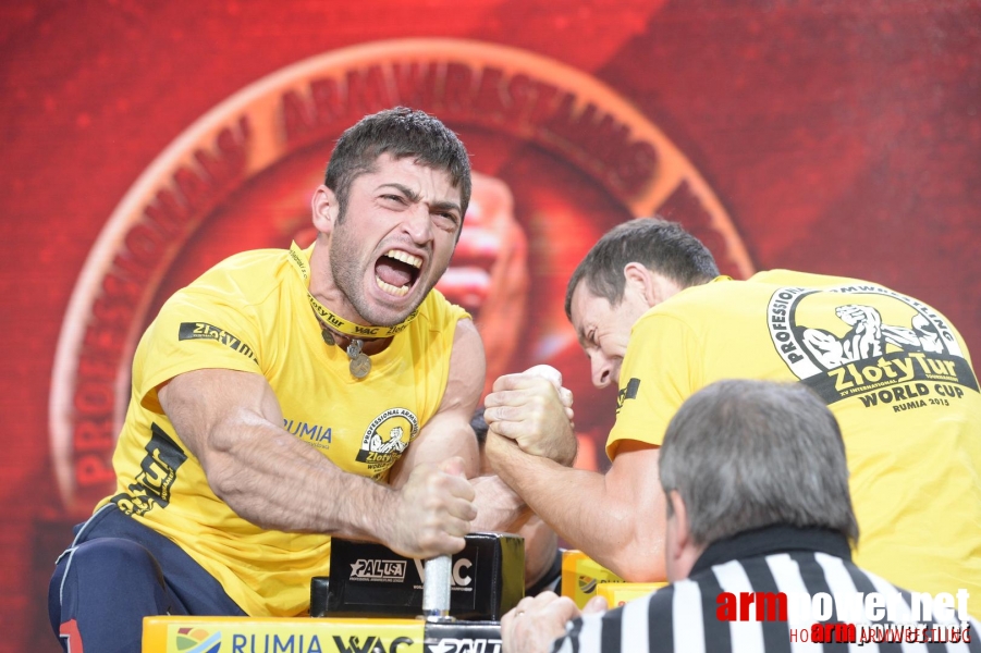 Zloty Tur 2015 by Mark Kazus - Left Hand # Siłowanie na ręce # Armwrestling # Armpower.net