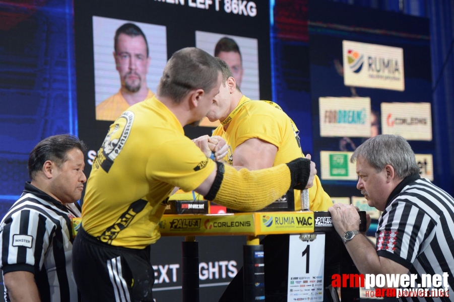 Zloty Tur 2015 by Mark Kazus - Left Hand # Siłowanie na ręce # Armwrestling # Armpower.net