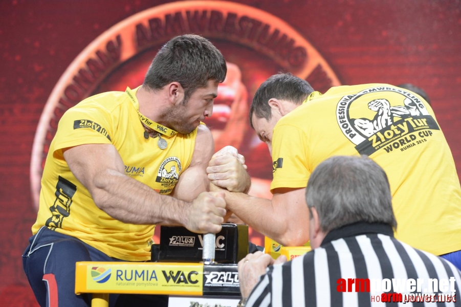 Zloty Tur 2015 by Mark Kazus - Left Hand # Armwrestling # Armpower.net