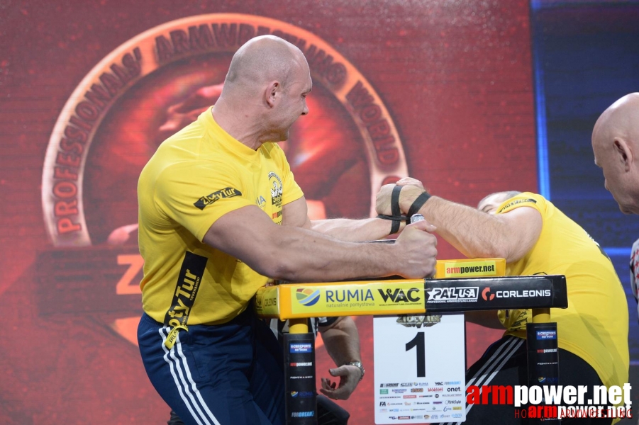 Zloty Tur 2015 by Mark Kazus - Left Hand # Siłowanie na ręce # Armwrestling # Armpower.net