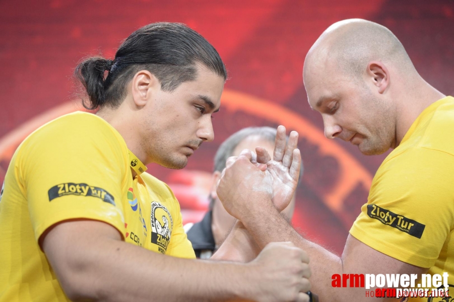 Zloty Tur 2015 by Mark Kazus - Left Hand # Siłowanie na ręce # Armwrestling # Armpower.net