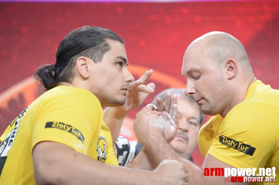 Zloty Tur 2015 by Mark Kazus - Left Hand # Armwrestling # Armpower.net