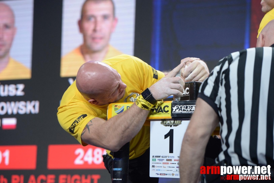 Zloty Tur 2015 by Mark Kazus - Left Hand # Siłowanie na ręce # Armwrestling # Armpower.net