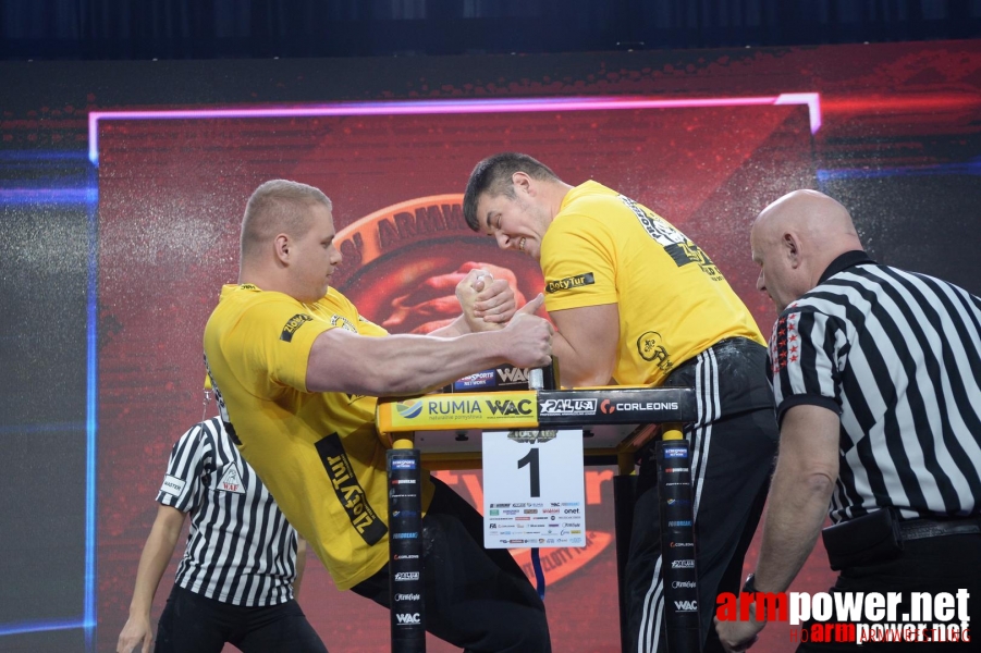 Zloty Tur 2015 by Mark Kazus - Left Hand # Siłowanie na ręce # Armwrestling # Armpower.net