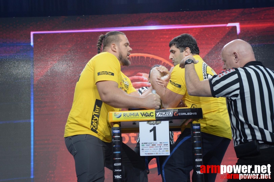 Zloty Tur 2015 by Mark Kazus - Left Hand # Siłowanie na ręce # Armwrestling # Armpower.net