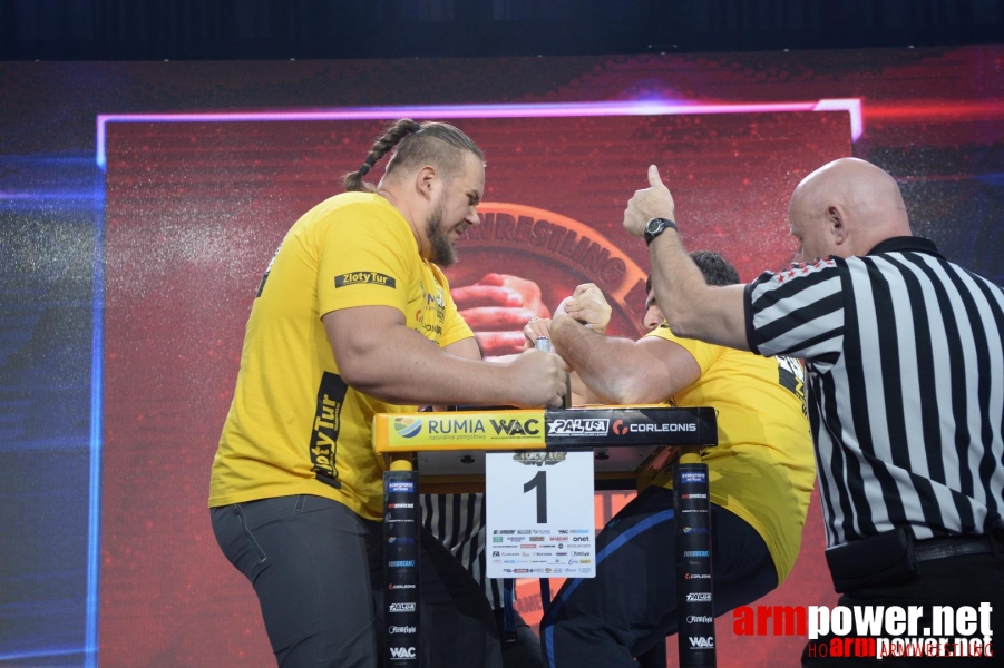 Zloty Tur 2015 by Mark Kazus - Left Hand # Siłowanie na ręce # Armwrestling # Armpower.net