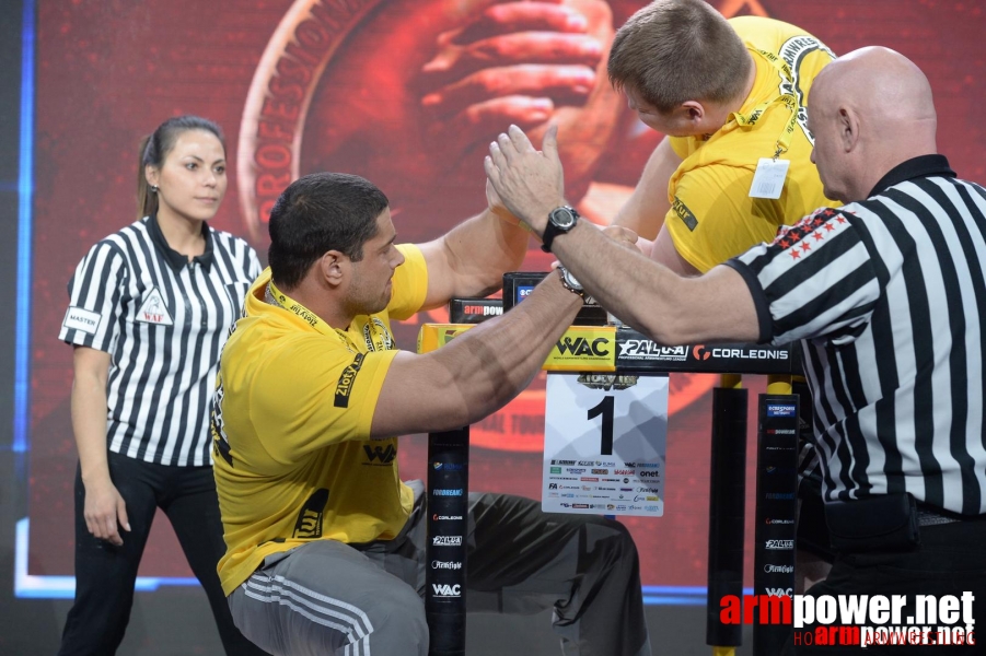 Zloty Tur 2015 by Mark Kazus - Left Hand # Siłowanie na ręce # Armwrestling # Armpower.net