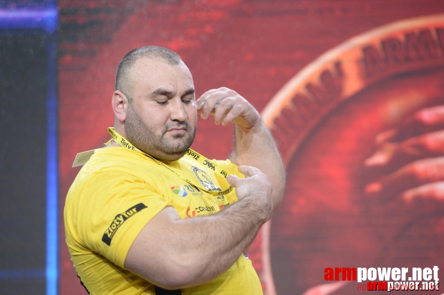 Zloty Tur 2015 by Mark Kazus - Left Hand # Siłowanie na ręce # Armwrestling # Armpower.net