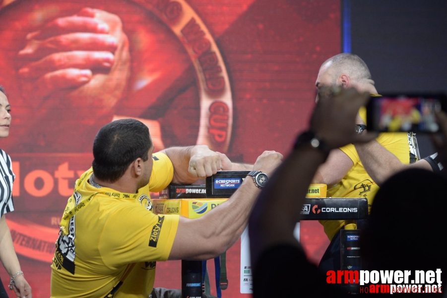 Zloty Tur 2015 by Mark Kazus - Left Hand # Siłowanie na ręce # Armwrestling # Armpower.net