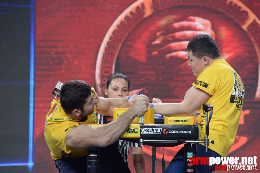 Zloty Tur 2015 by Mark Kazus - Left Hand # Siłowanie na ręce # Armwrestling # Armpower.net