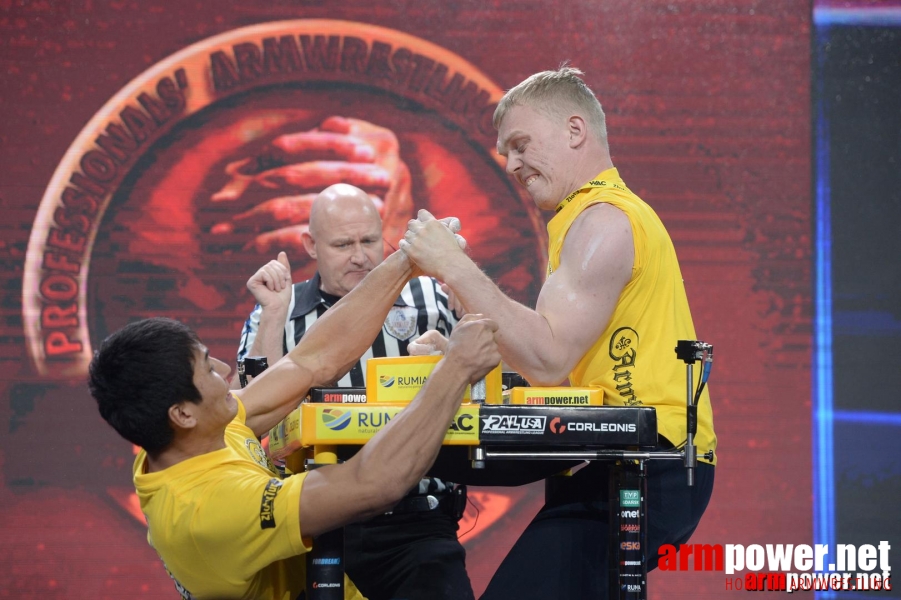 Zloty Tur 2015 by Mark Kazus - Left Hand # Siłowanie na ręce # Armwrestling # Armpower.net