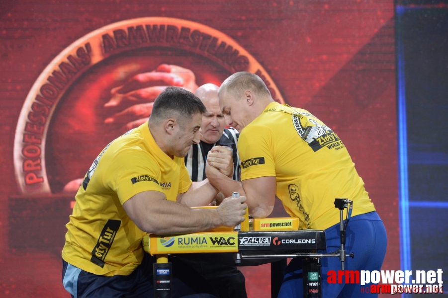 Zloty Tur 2015 by Mark Kazus - Left Hand # Siłowanie na ręce # Armwrestling # Armpower.net