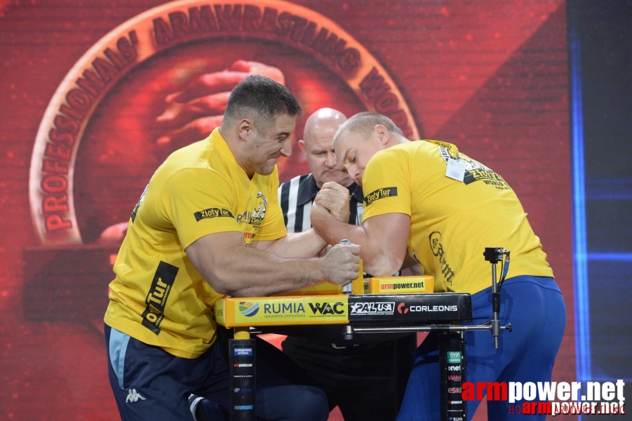 Zloty Tur 2015 by Mark Kazus - Left Hand # Siłowanie na ręce # Armwrestling # Armpower.net