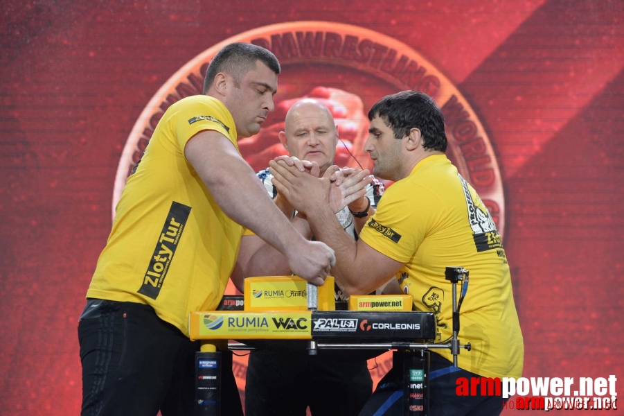 Zloty Tur 2015 by Mark Kazus - Left Hand # Siłowanie na ręce # Armwrestling # Armpower.net