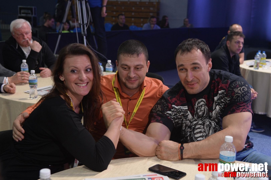 Zloty Tur 2015 by Mark Kazus - Left Hand # Siłowanie na ręce # Armwrestling # Armpower.net