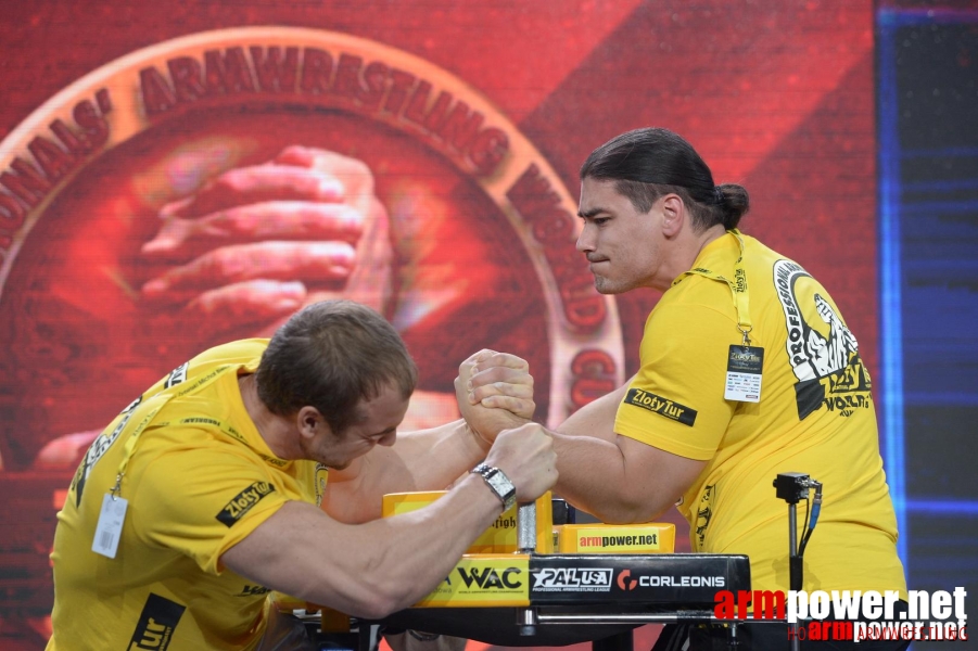 Zloty Tur 2015 by Mark Kazus - Left Hand # Siłowanie na ręce # Armwrestling # Armpower.net