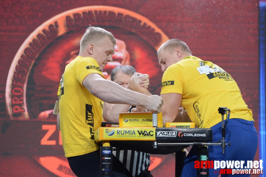 Zloty Tur 2015 by Mark Kazus - Left Hand # Siłowanie na ręce # Armwrestling # Armpower.net