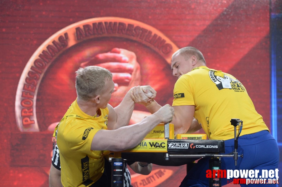 Zloty Tur 2015 by Mark Kazus - Left Hand # Armwrestling # Armpower.net