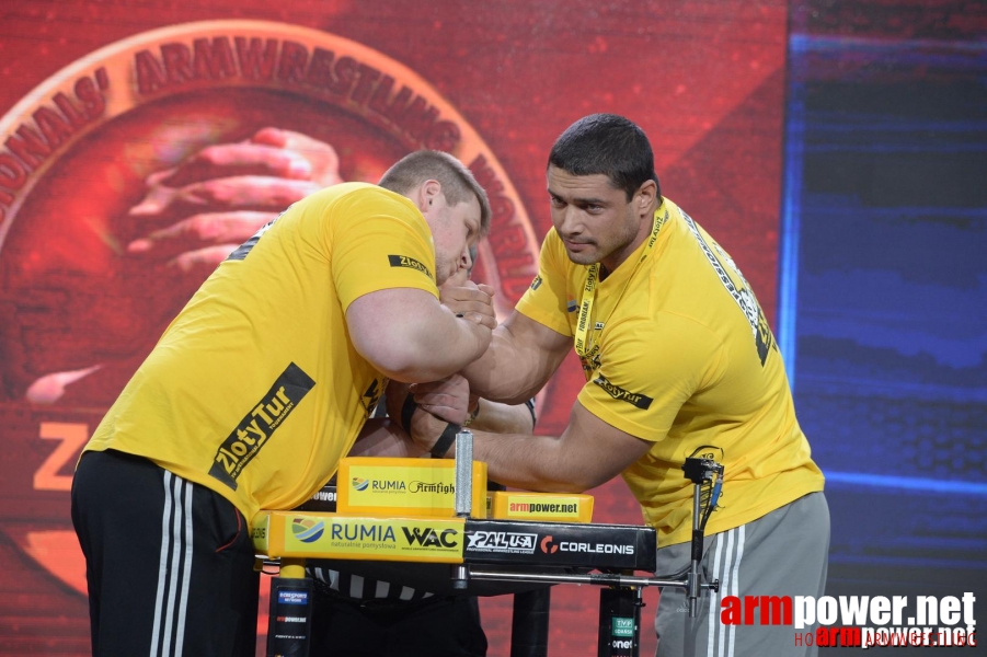 Zloty Tur 2015 by Mark Kazus - Left Hand # Siłowanie na ręce # Armwrestling # Armpower.net