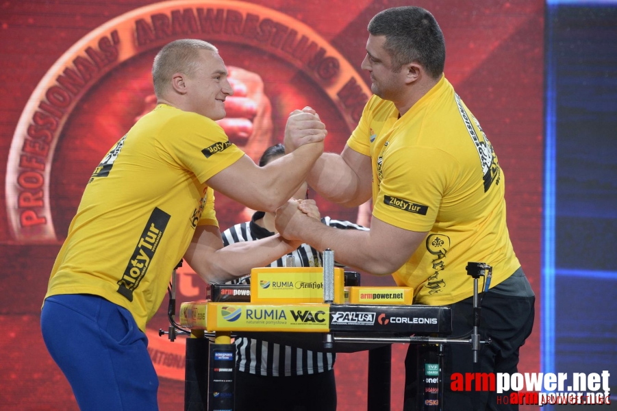 Zloty Tur 2015 by Mark Kazus - Left Hand # Siłowanie na ręce # Armwrestling # Armpower.net